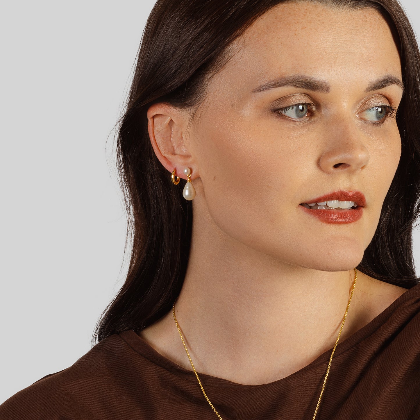 Droplet Pearl Earrings